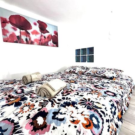 F2 Ultra Central Danube Loft บูดาเปสต์ ภายนอก รูปภาพ